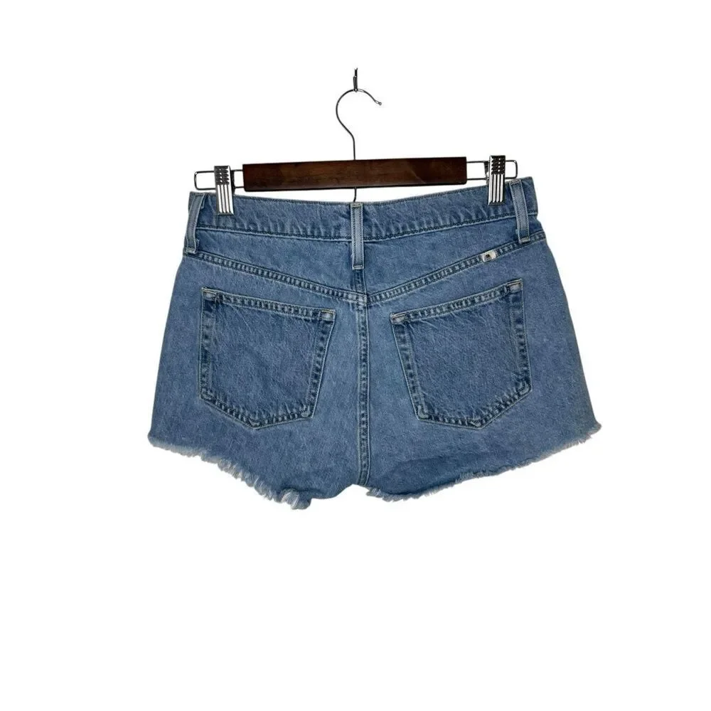 Aritzia Sunday Best Denim‎ Shorts Light Wash Size 25